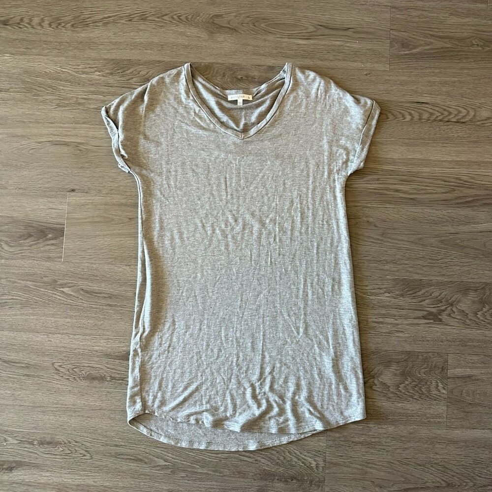 Antistar Grey V-Neck T-Shirt Pajama Sleep Shirt Size Small